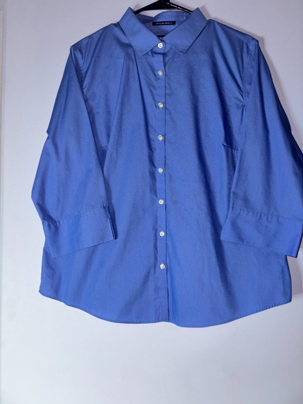 Lands' End Women's Blue Wrinkle Free Stretch Button-Up Shirt